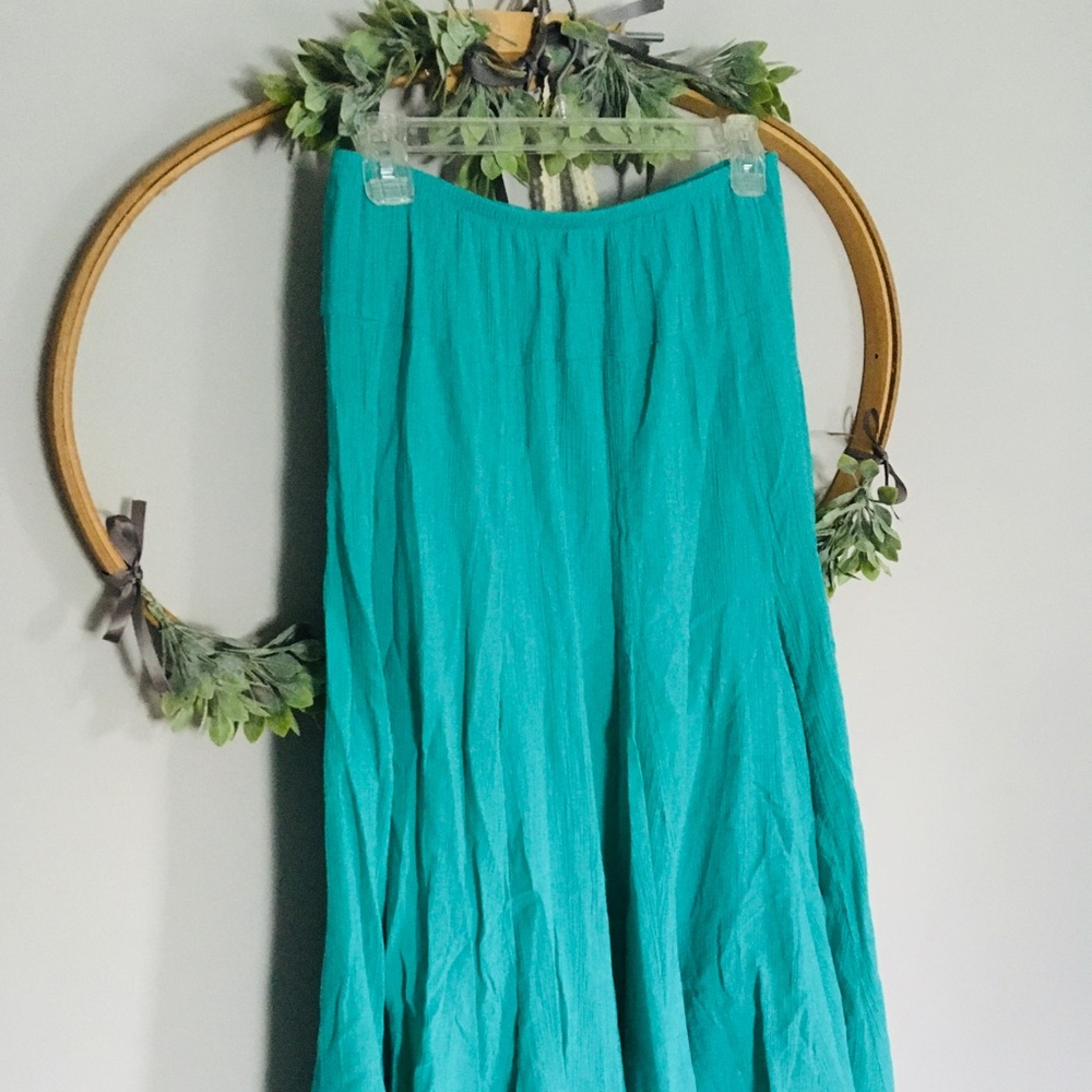 Teal Maxi Skirt🤍